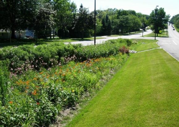 Living with water: integrating blue, green and grey infrastructure to manage urban floods